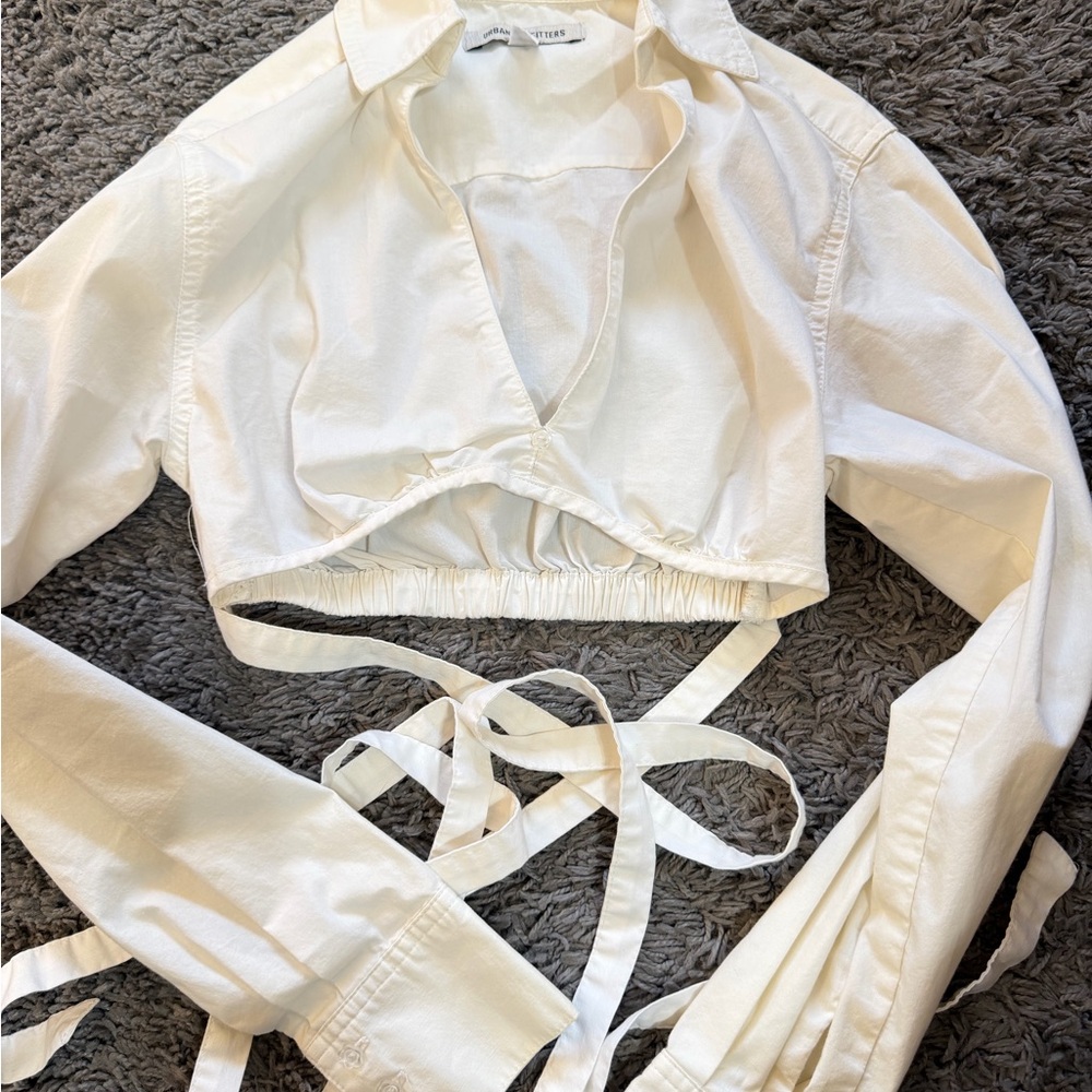 Urban Outfitters White Button-Up Crop Shirt